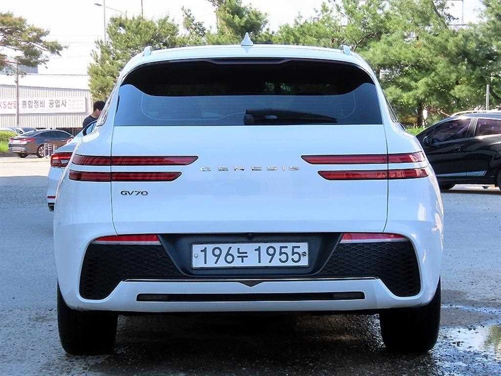 제네시스 GV70 2.2 디젤 2WD 이미지 4