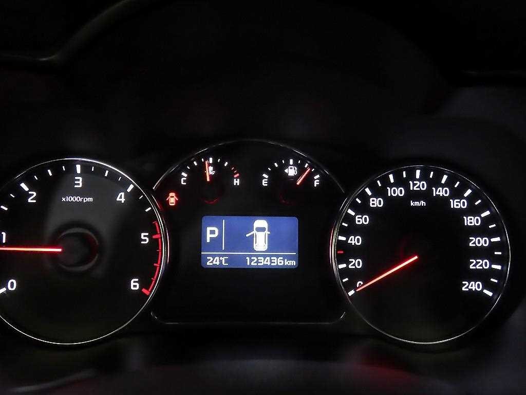 기아 카렌스 올뉴 카렌스 1.7 VGT 노블레스 이미지 9