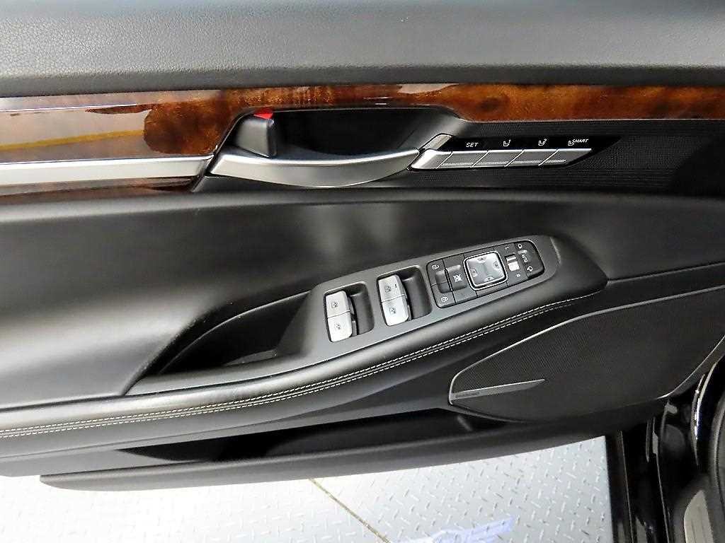 제네시스 EQ900 3.8 GDI AWD 프리미엄 럭셔리 이미지 11