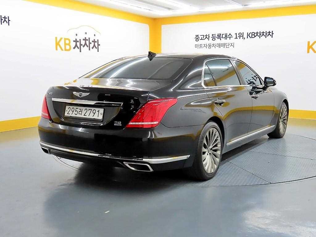제네시스 EQ900 3.8 GDI AWD 프리미엄 럭셔리 이미지 4