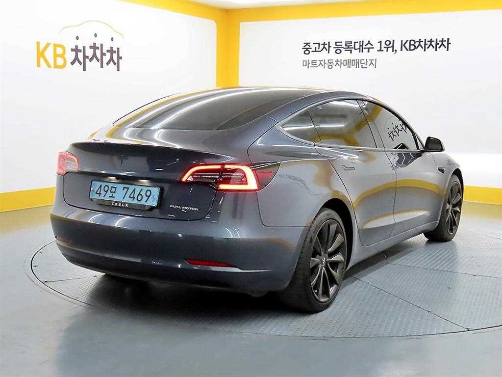 테슬라 모델 3 롱 레인지 이미지 4