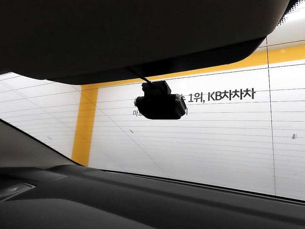 BMW 5시리즈 5시리즈 (G30) 520i 럭셔리 이미지 17