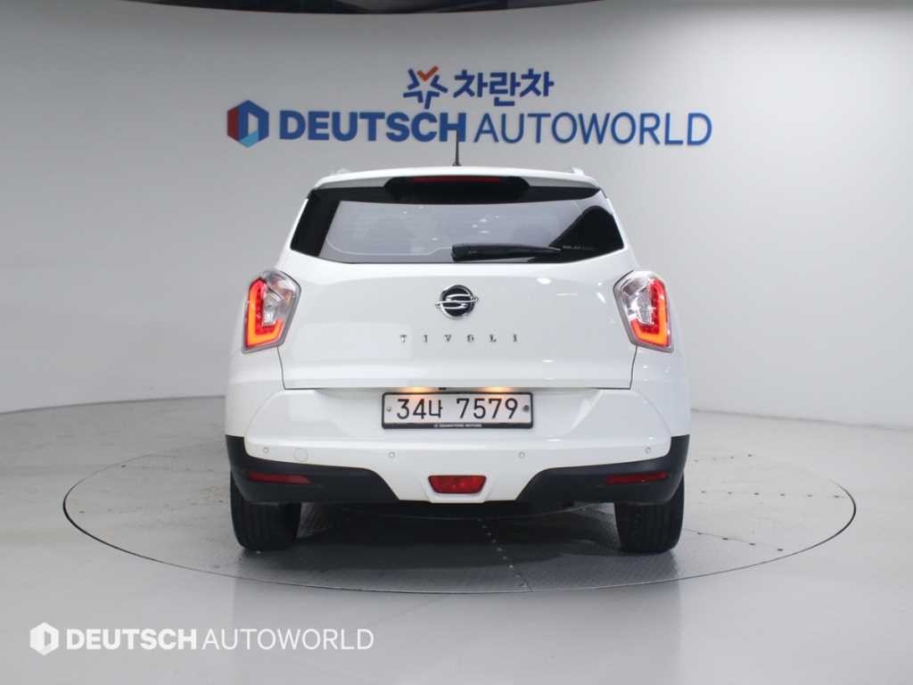 KG모빌리티(쌍용) 티볼리 가솔린 2WD 1.6 LX 최고급형 이미지 4