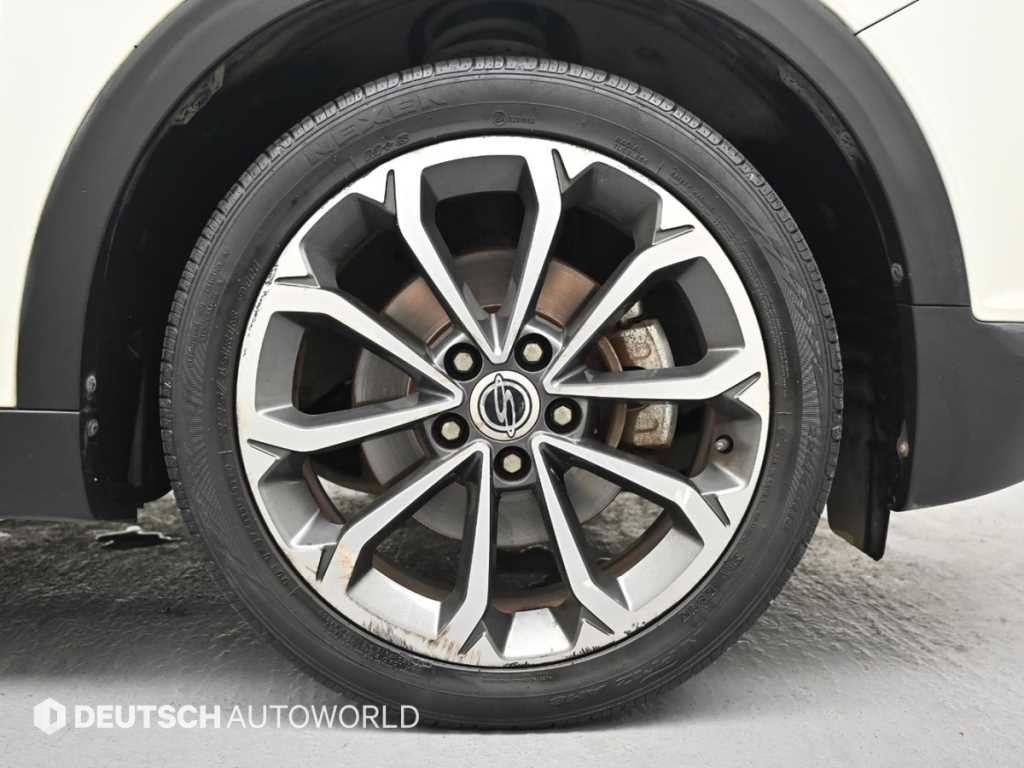 KG모빌리티(쌍용) 티볼리 가솔린 2WD 1.6 LX 최고급형 이미지 5
