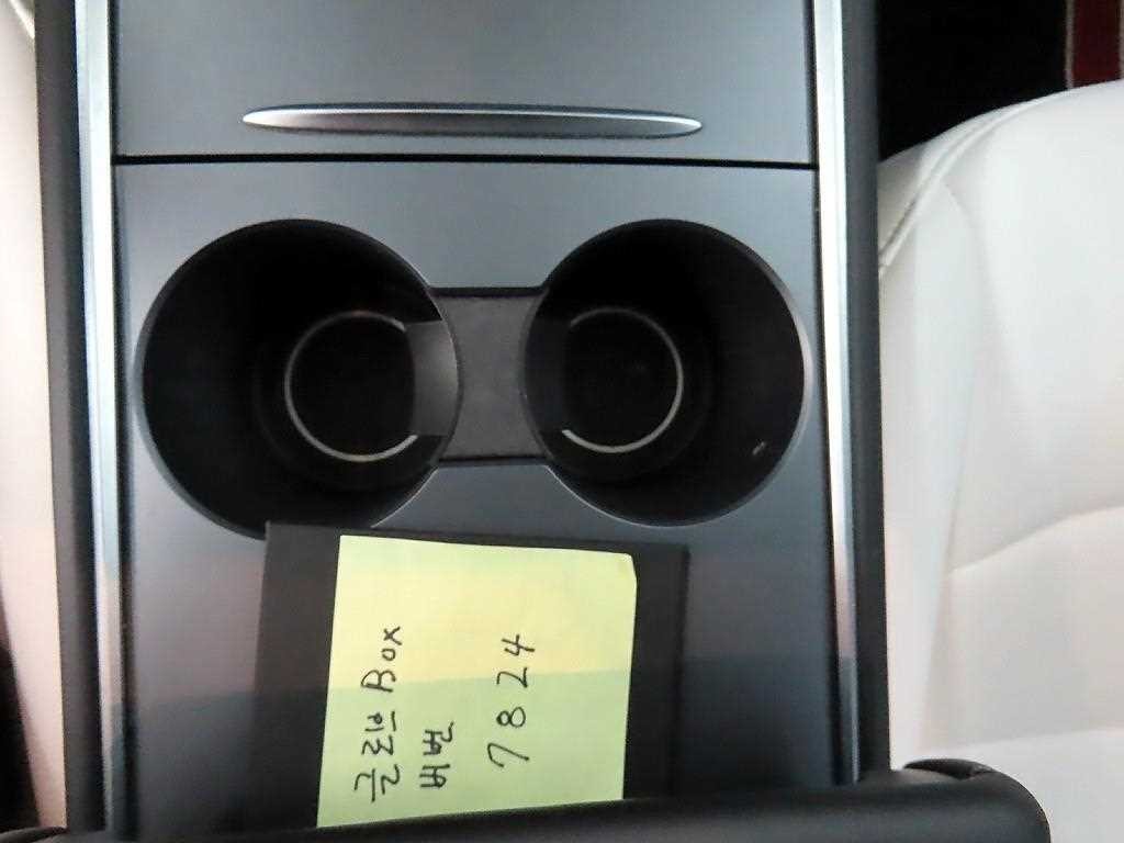 테슬라 모델 3 롱 레인지 이미지 12