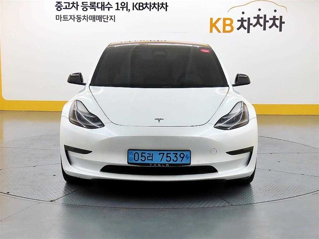 테슬라 모델 3 롱 레인지 이미지 2