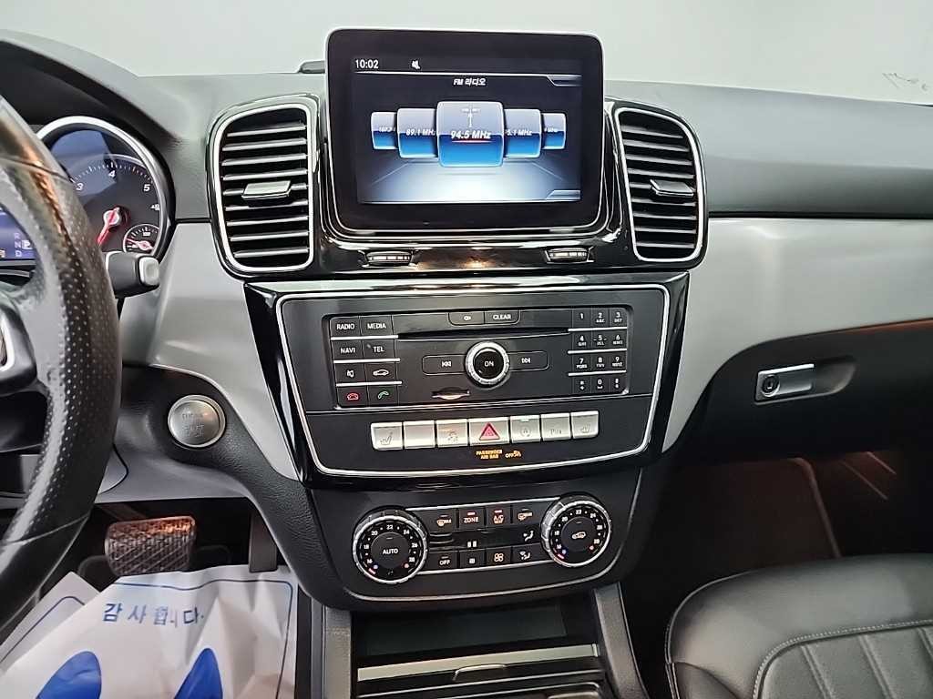 벤츠 GLE 클래스 GLE 클래스 W166 GLE 350 d 4MATIC 이미지 10