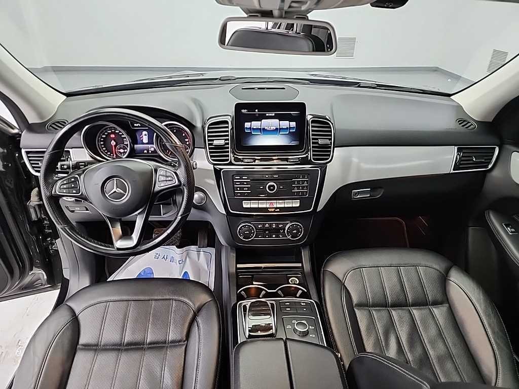벤츠 GLE 클래스 GLE 클래스 W166 GLE 350 d 4MATIC 이미지 7