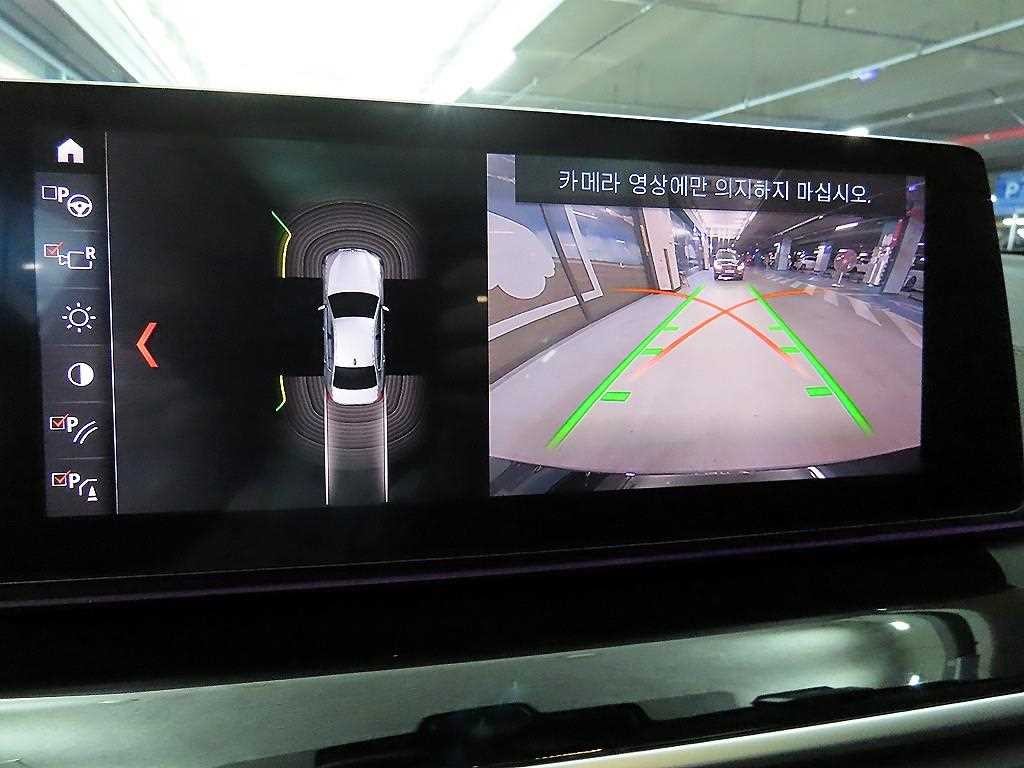 BMW 5시리즈 5시리즈 (G30) 520i 럭셔리 이미지 13