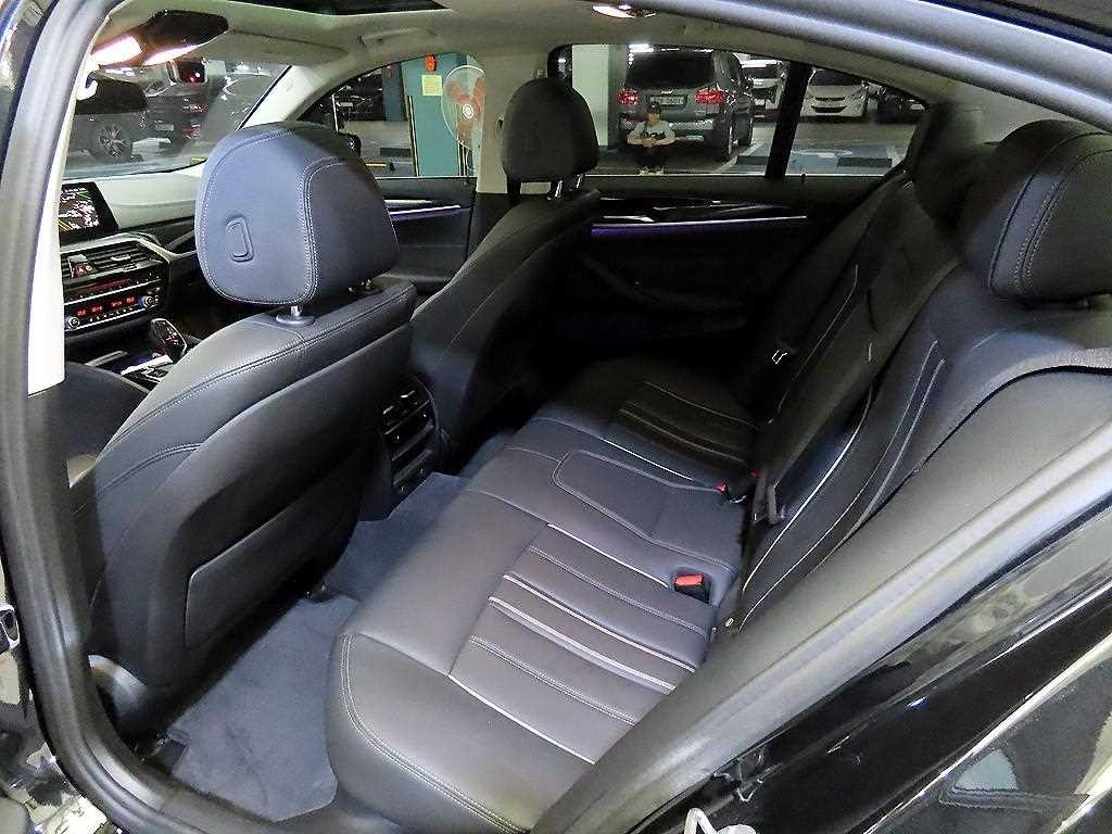 BMW 5시리즈 5시리즈 (G30) 520i 럭셔리 이미지 7