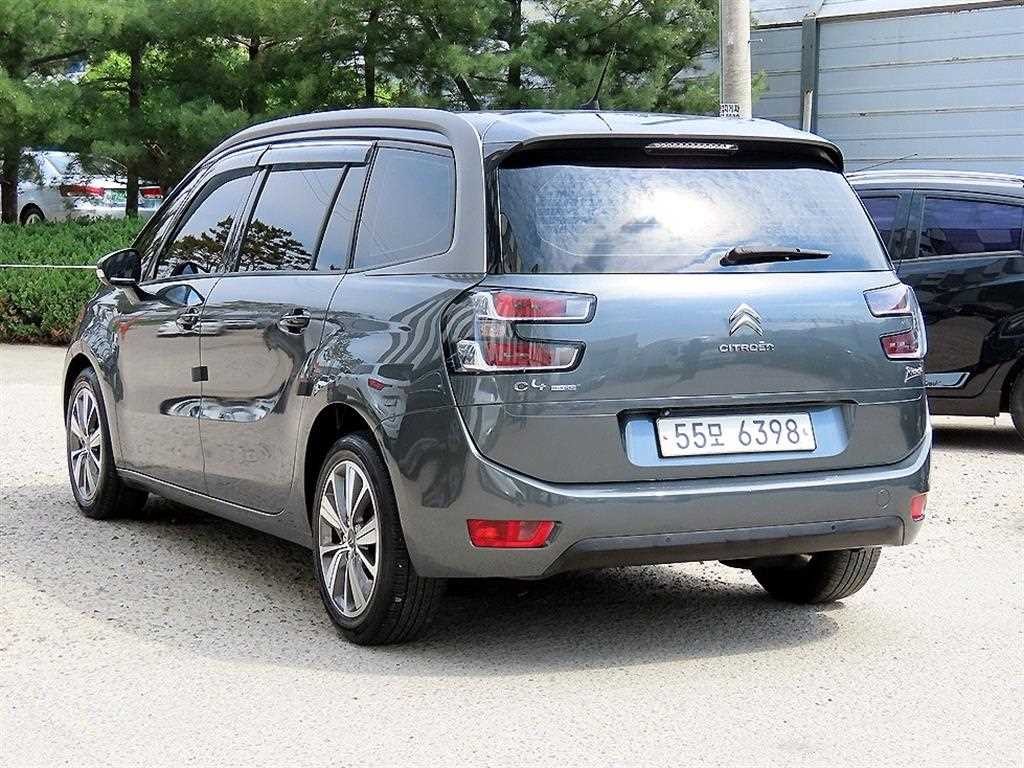 시트로엥 C4 그랜드 C4 피카소 2.0 B-HDI 인텐시브 이미지 3