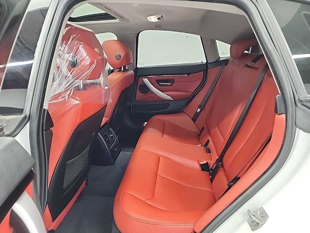 BMW 4시리즈 4시리즈 (F32) 420d xDRIVE 그란쿠페 스포츠 이미지 12