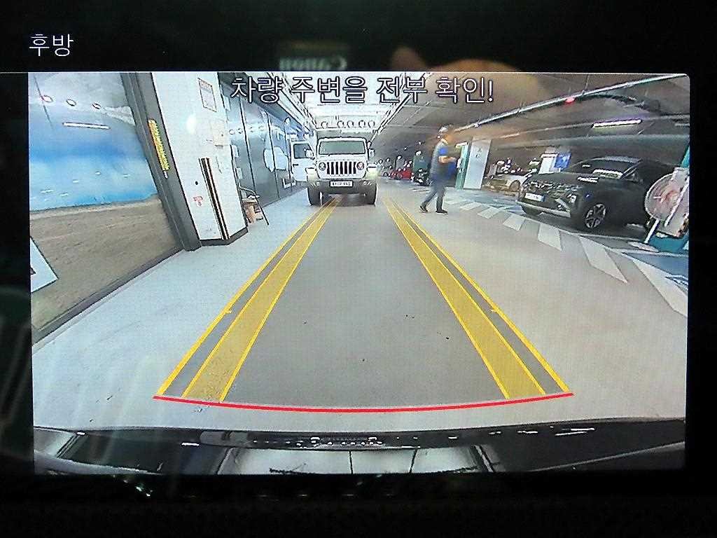 벤츠 A 클래스 A클래스 W177 AMG A45 4MATIC+ 해치백 이미지 14