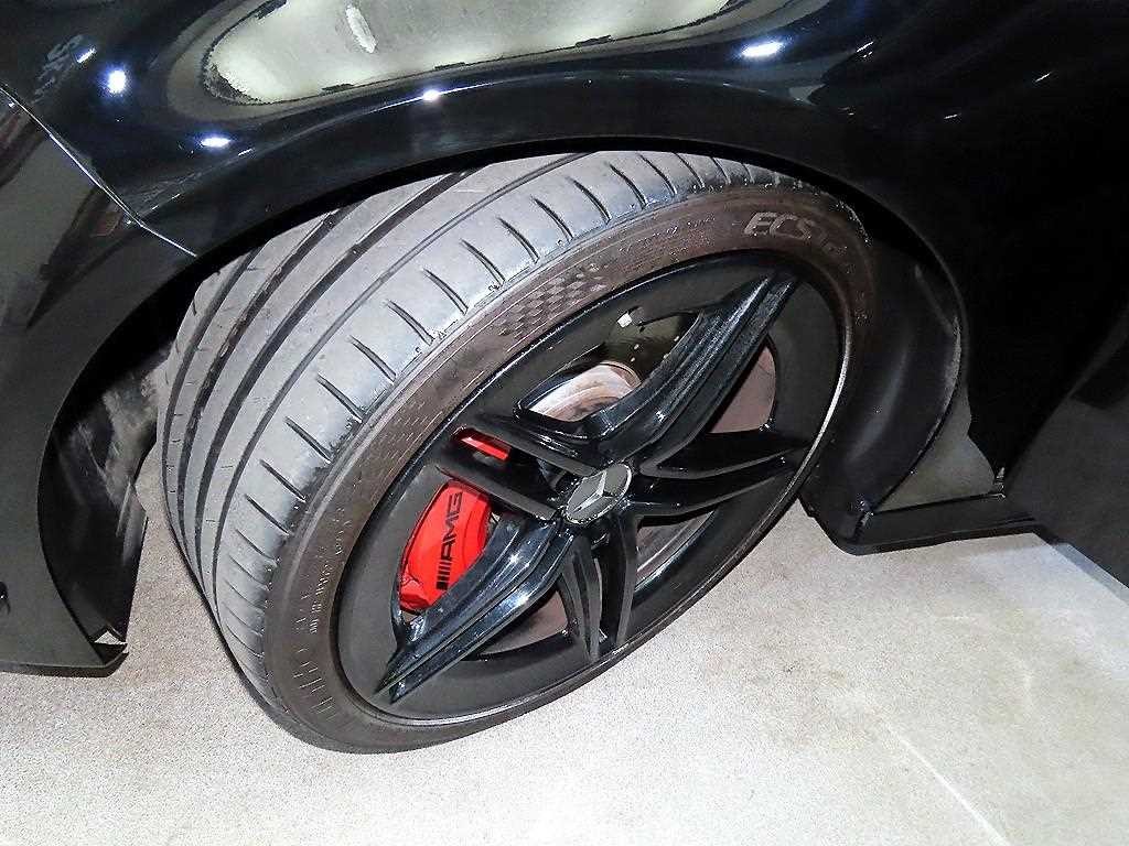 벤츠 A 클래스 A클래스 W177 AMG A45 4MATIC+ 해치백 이미지 20