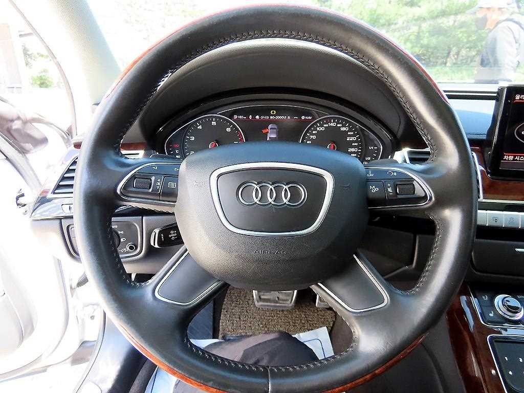 아우디 A8 뉴A8 3.0 TFSI 콰트로 LWB 이미지 8