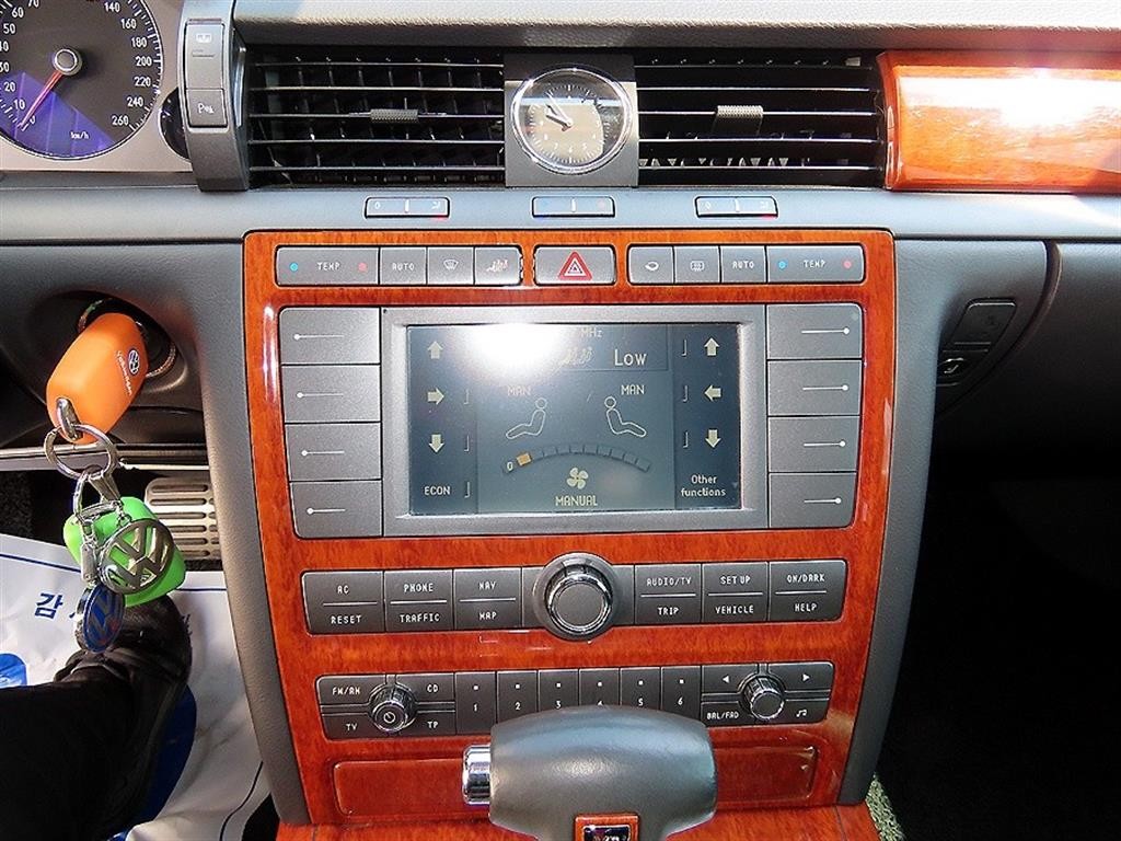 폭스바겐 페이튼 V6 3.0 TDI 이미지 13