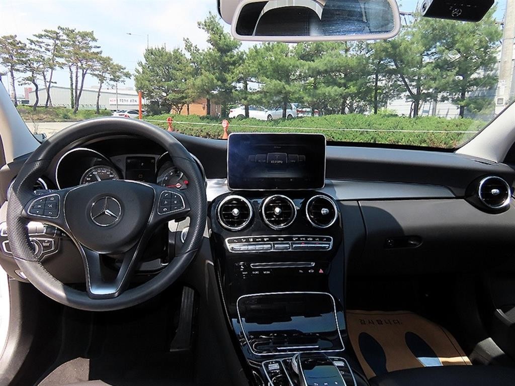 벤츠 C 클래스 C클래스 W205 C200 아방가르드 이미지 7