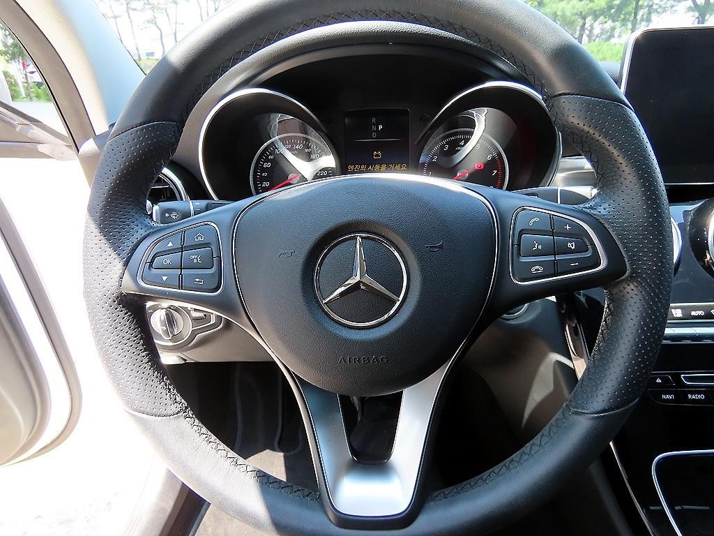 벤츠 C 클래스 C클래스 W205 C200 아방가르드 이미지 8