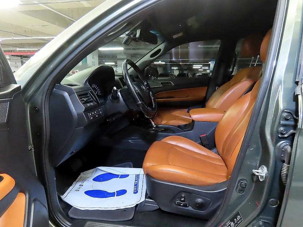 KG모빌리티(쌍용) 렉스턴 더 뉴 렉스턴 스포츠 칸 디젤 2.2 4WD 노블레스 이미지 6