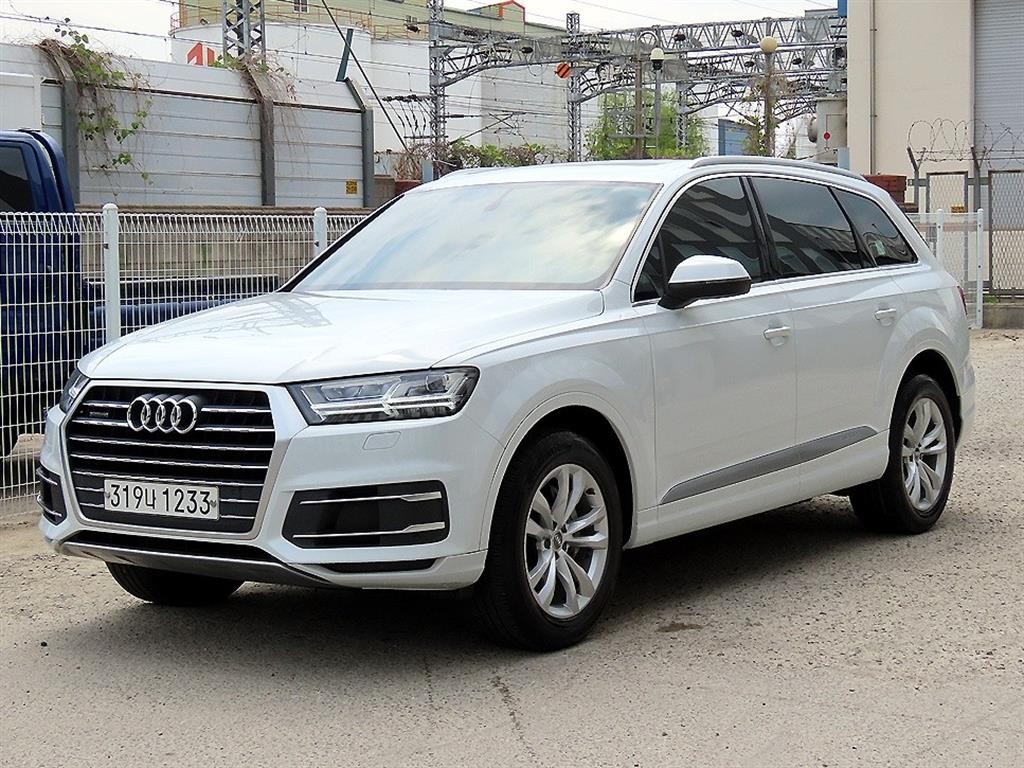 아우디 Q7 Q7 (4M) 45 TFSI 콰트로 이미지 2
