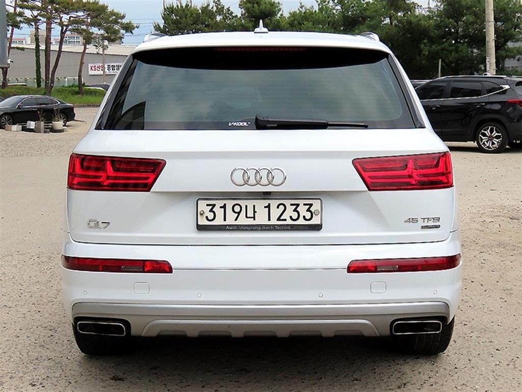 아우디 Q7 Q7 (4M) 45 TFSI 콰트로 이미지 4