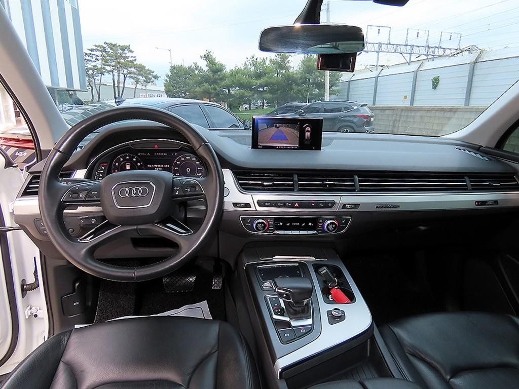 아우디 Q7 Q7 (4M) 45 TFSI 콰트로 이미지 7