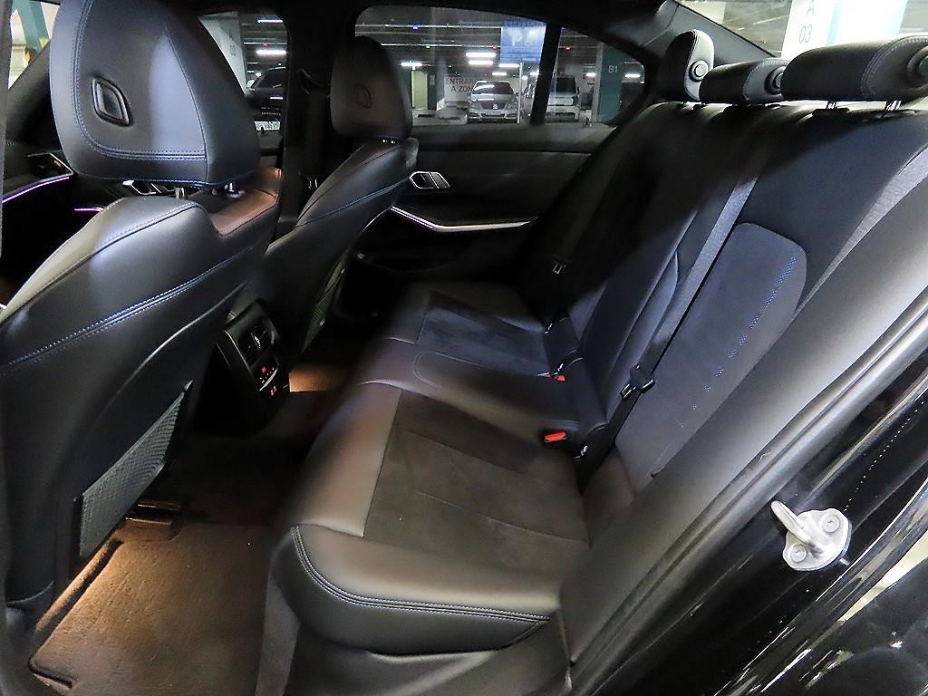 BMW 3시리즈 3시리즈 (G20) 320i M 스포츠 이미지 7