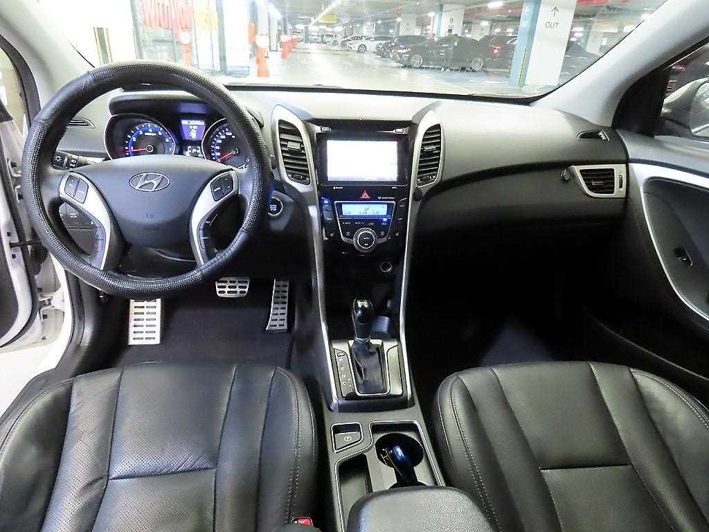 현대 i30 뉴 i30 1.6 GDI 익스트림 이미지 10