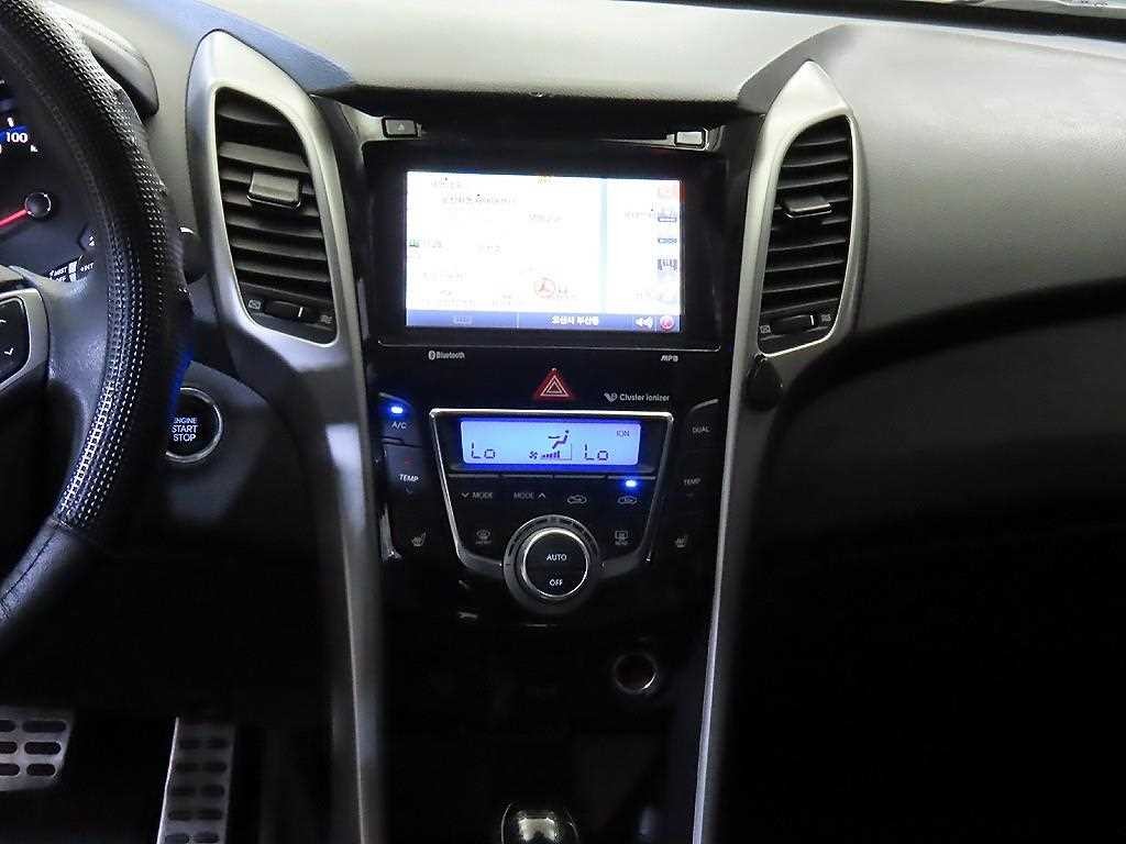 현대 i30 뉴 i30 1.6 GDI 익스트림 이미지 11