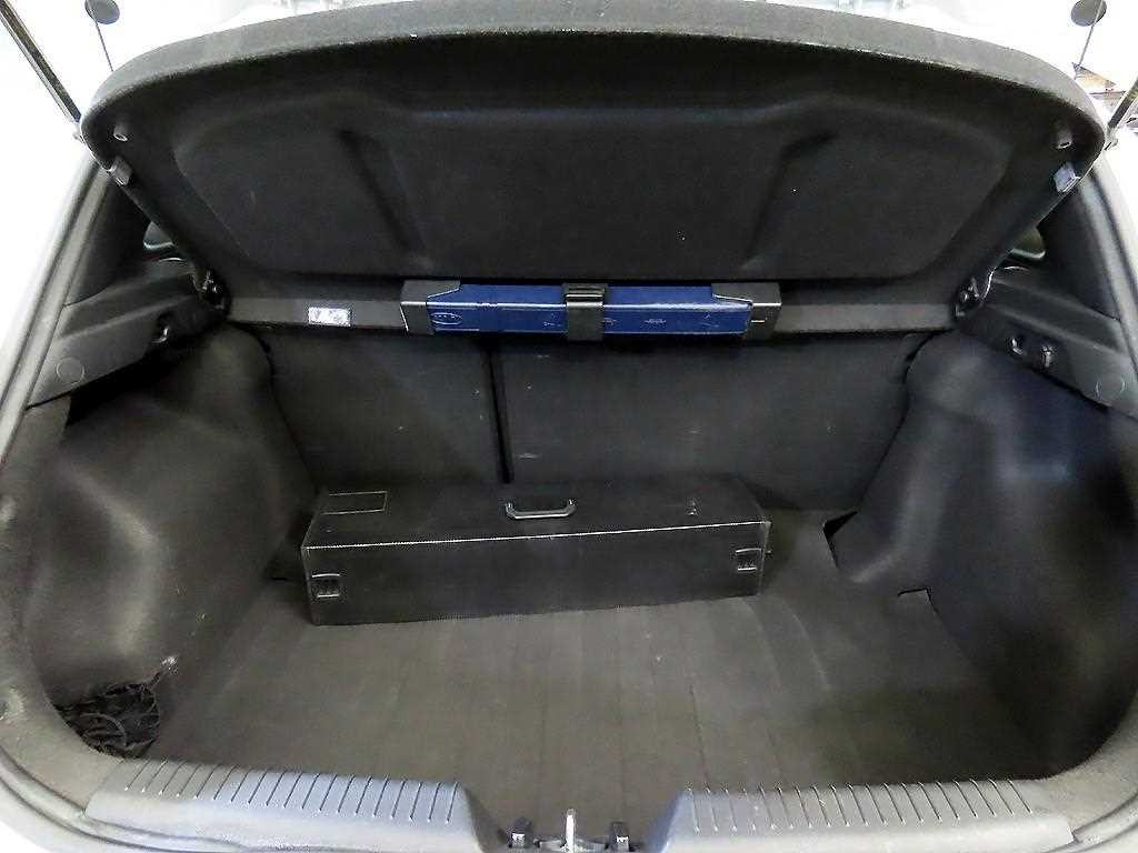 현대 i30 뉴 i30 1.6 GDI 익스트림 이미지 17