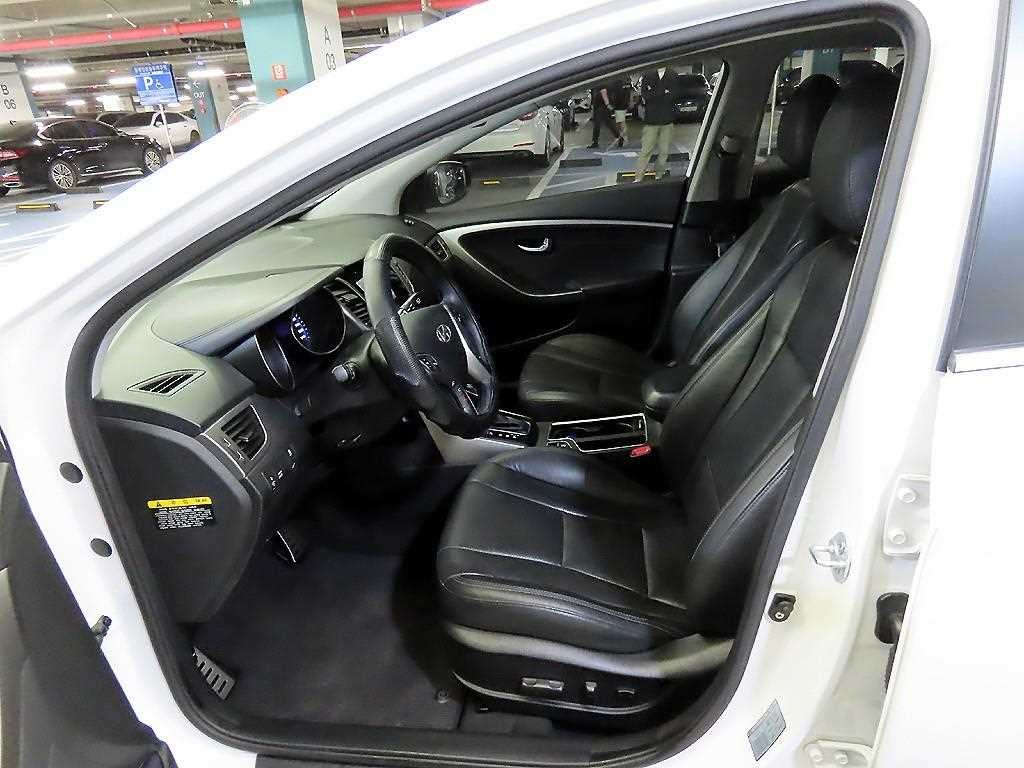 현대 i30 뉴 i30 1.6 GDI 익스트림 이미지 6
