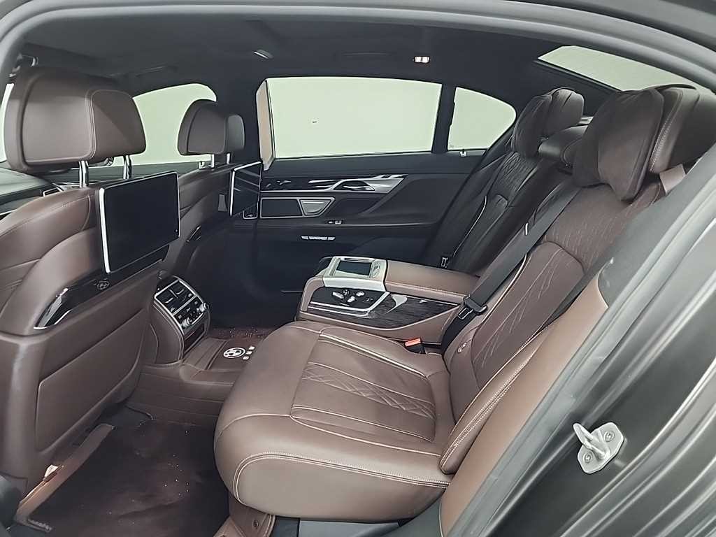 BMW 7시리즈 7시리즈 (G11) 730Ld xDrive M 스포츠 이미지 12