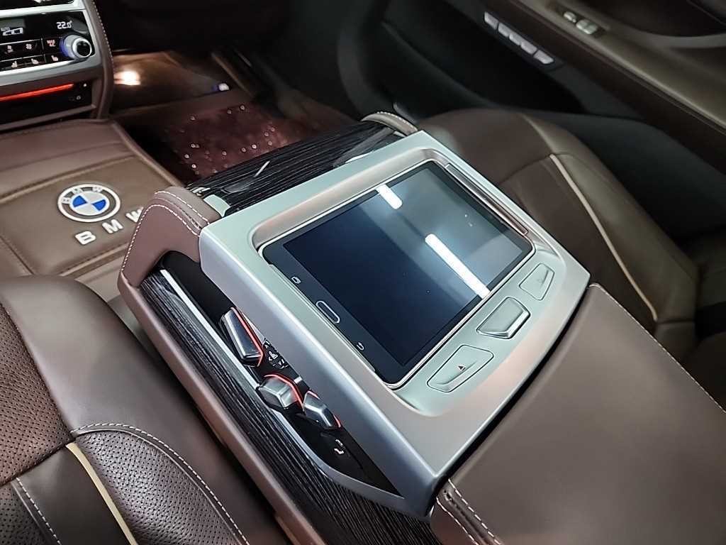 BMW 7시리즈 7시리즈 (G11) 730Ld xDrive M 스포츠 이미지 14