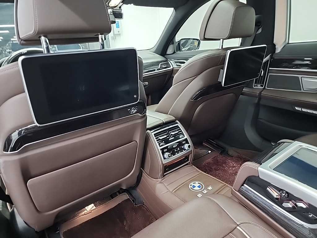BMW 7시리즈 7시리즈 (G11) 730Ld xDrive M 스포츠 이미지 15