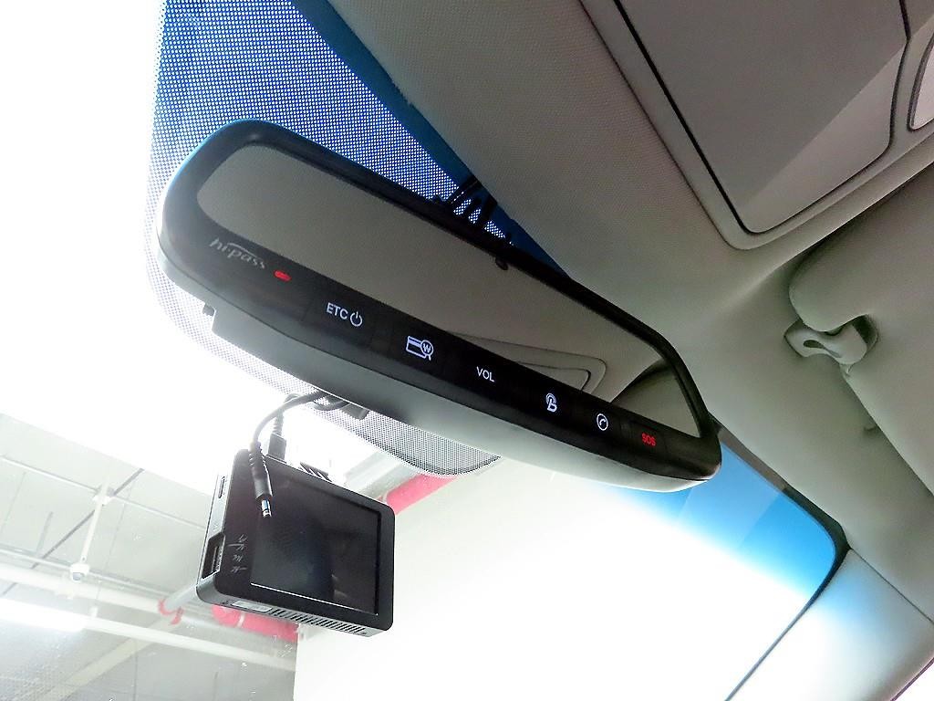 현대 i40 i40Saloon 1.7 VGT D 스펙 이미지 16