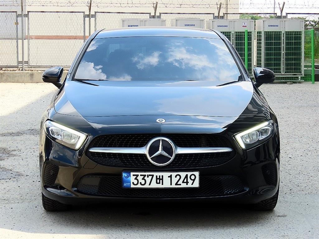 벤츠 A 클래스 A클래스 W177 A220 세단 이미지 1