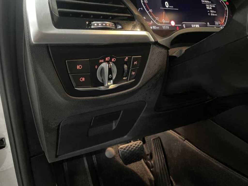 BMW X3 X3 (G01) xDrive 20i 럭셔리 이미지 12