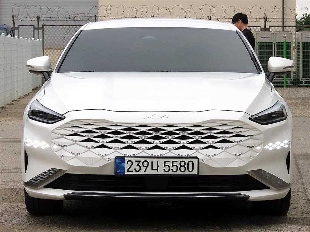 기아 K8 2.5 2WD 시그니처 이미지 1