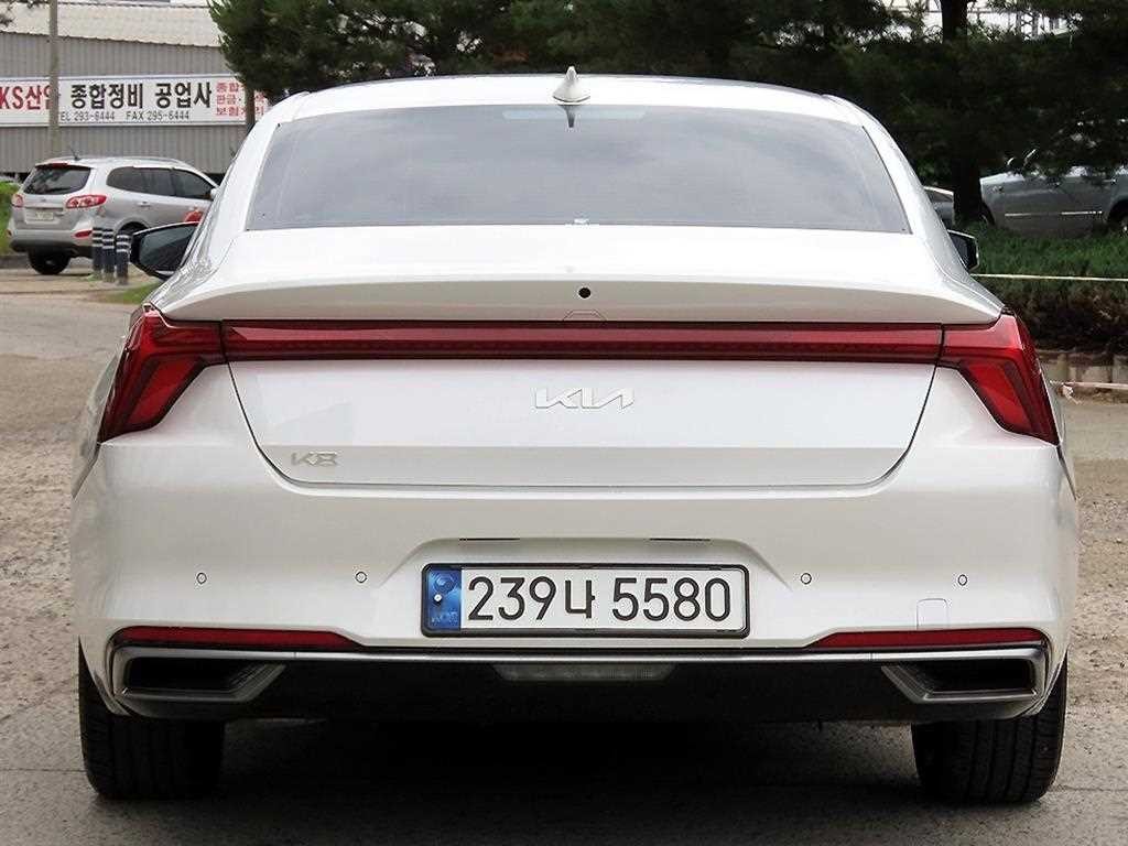 기아 K8 2.5 2WD 시그니처 이미지 4