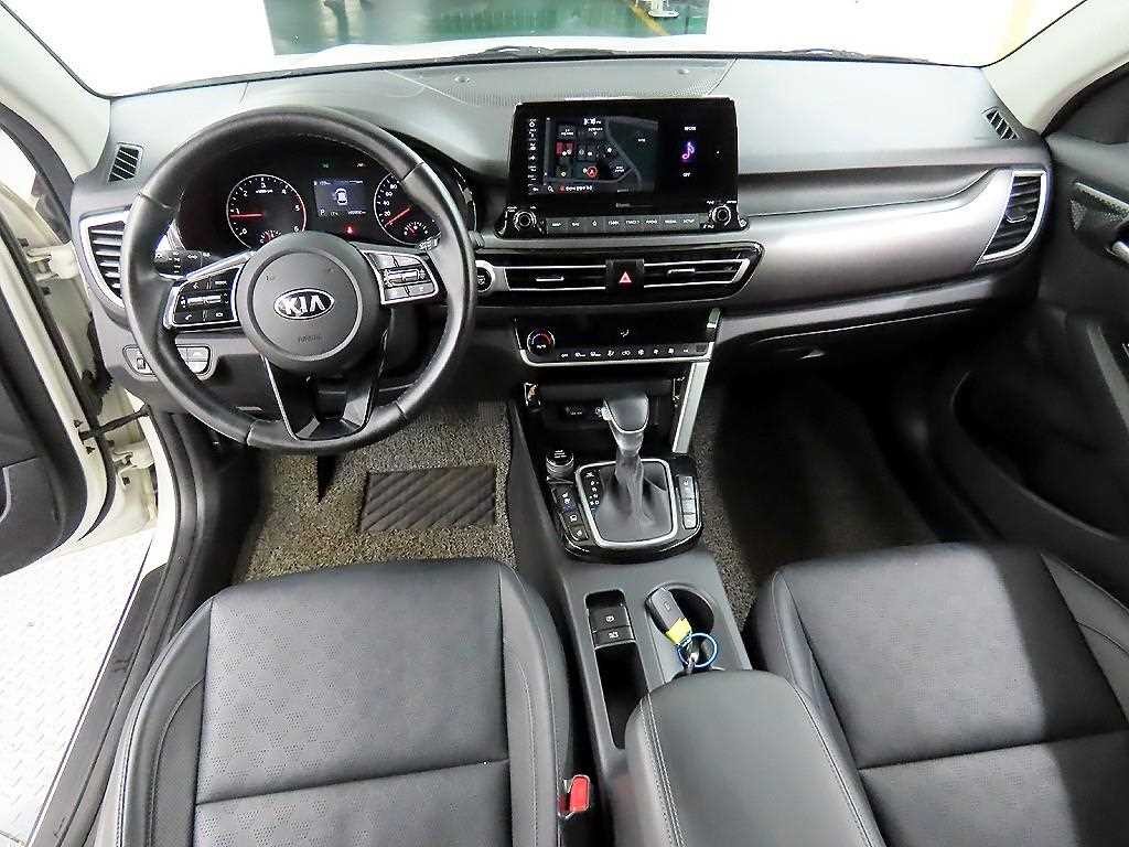 기아 셀토스 디젤 1.6 2WD 프레스티지 이미지 7
