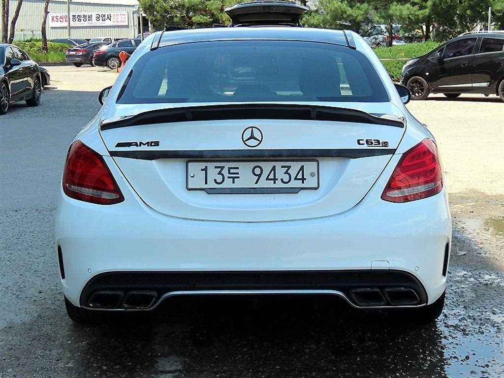 벤츠 C 클래스 C클래스 W205 C250 d 4MATIC 이미지 4