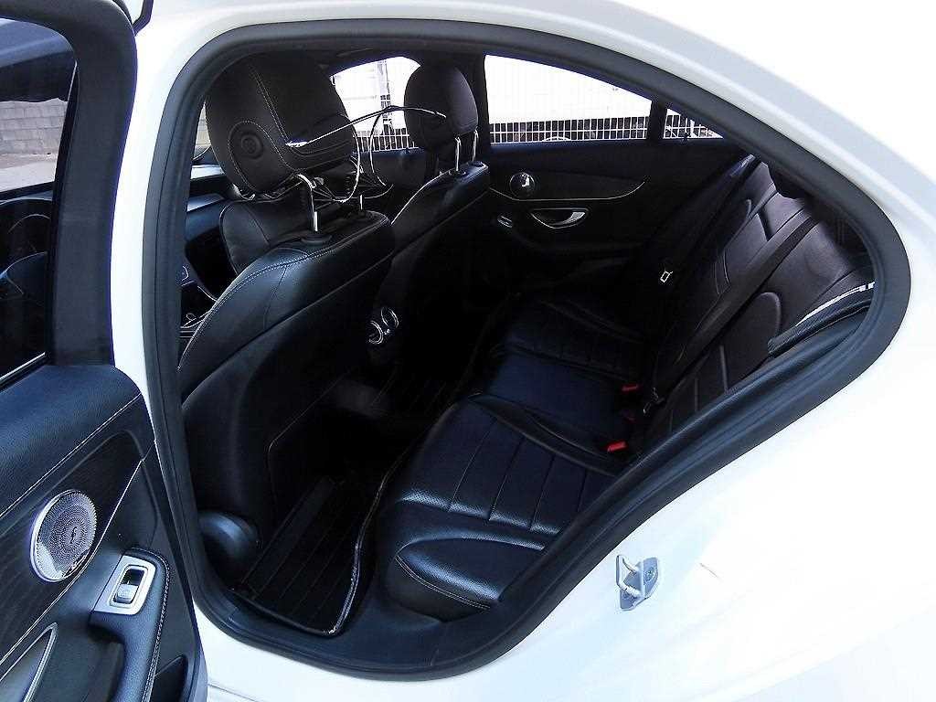 벤츠 C 클래스 C클래스 W205 C250 d 4MATIC 이미지 6