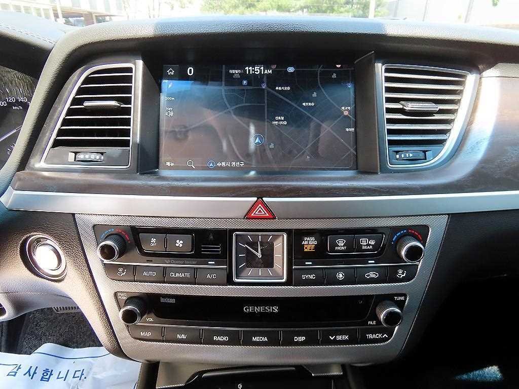 제네시스 G80 3.3 GDI AWD 프리미엄 럭셔리 이미지 13