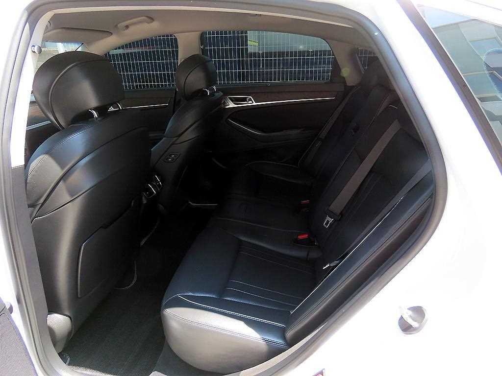 제네시스 G80 3.3 GDI AWD 프리미엄 럭셔리 이미지 6