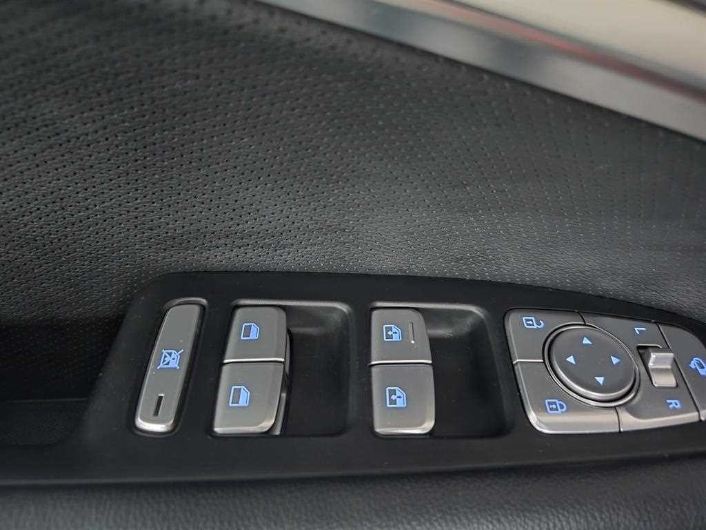 제네시스 G70 2.0T 스포츠 패키지 이미지 10