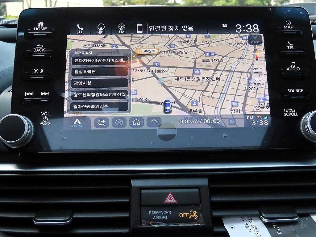 혼다 어코드 어코드(10세대) 2.0 하이브리드 투어링 이미지 14