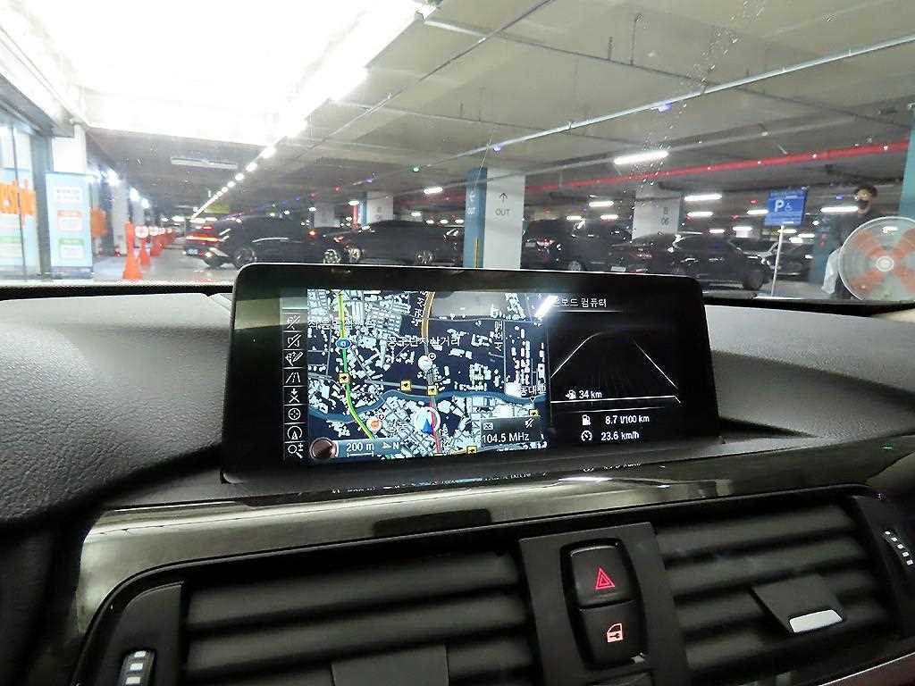 BMW 4시리즈 4시리즈 (F32) 420d 그란쿠페 럭셔리 이미지 13