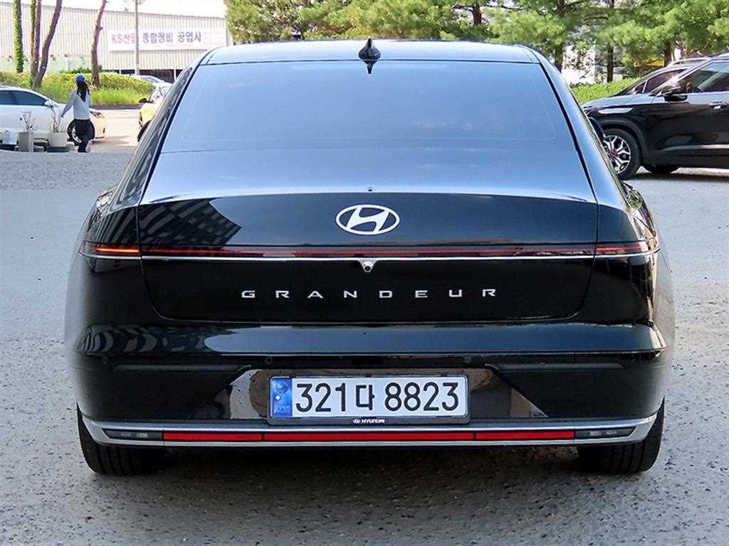현대 그랜저 그랜저 (GN7) 가솔린 3.5 2WD 익스클루시브 이미지 4