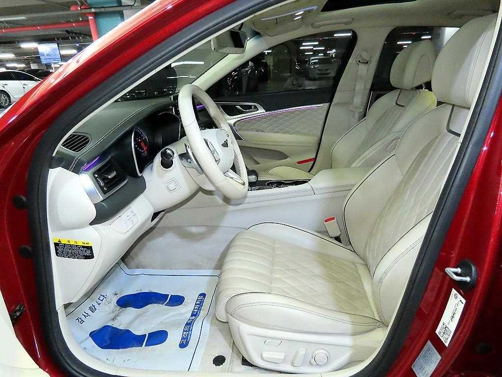 제네시스 G70 2.2D 엘리트 이미지 6