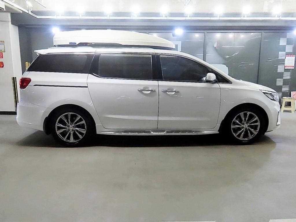 기아 카니발 더 뉴 카니발 가솔린 9인승 노블레스 스페셜 이미지 3